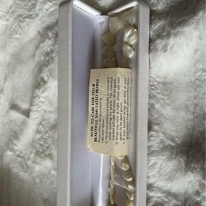 18 inch Vintage Simulated Pearl Necklace